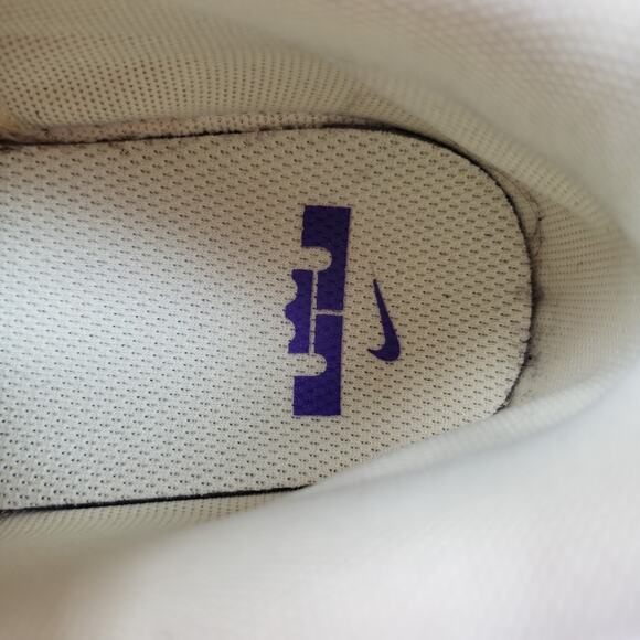 Nike LeBron Witness 7 Boys Size 4.5Y Action Grape Purple Basketball Sneaker Shoe - Picture 10 of 11